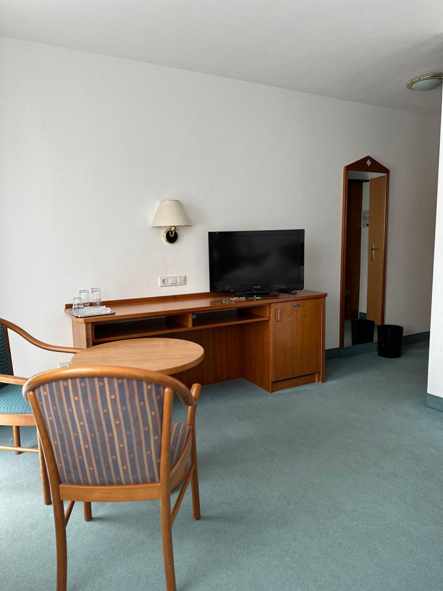 St Hotel Reichertshofen المظهر الخارجي الصورة